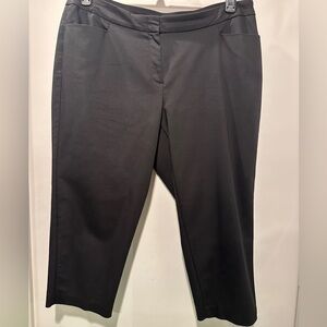 Investments Black Capris Cropped Dress Pants - 18W